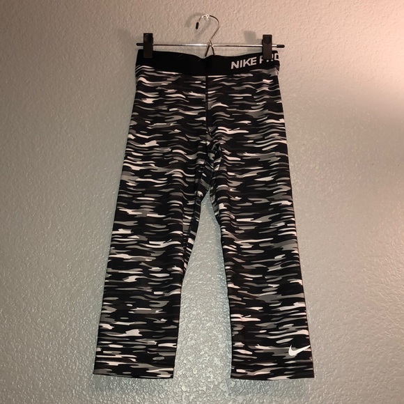 Nike Pants - Nike pro leggings